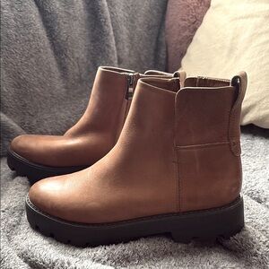 Franco Sarto natural leather Billie platform Ankle Boots